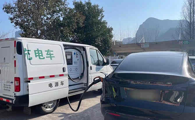 魏都区汽车搭电