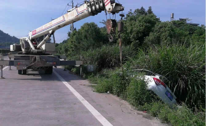 魏都区重载吊车救援 魏都区重载吊车救援
